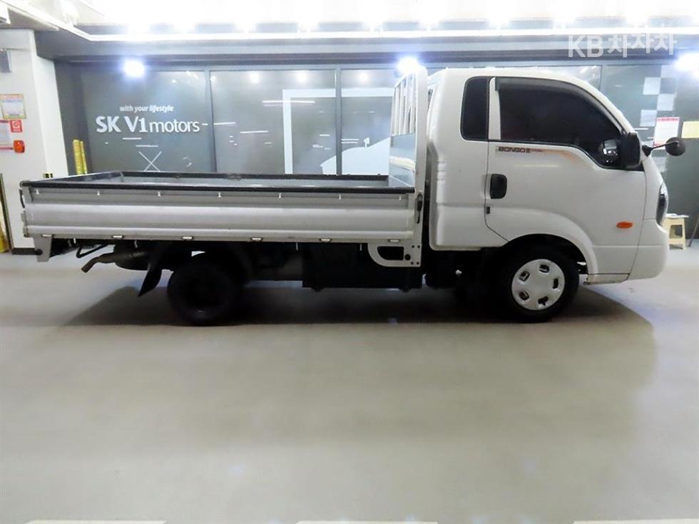 2016 - kia bongo iii