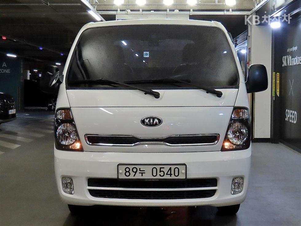 2017 - kia bongo iii
