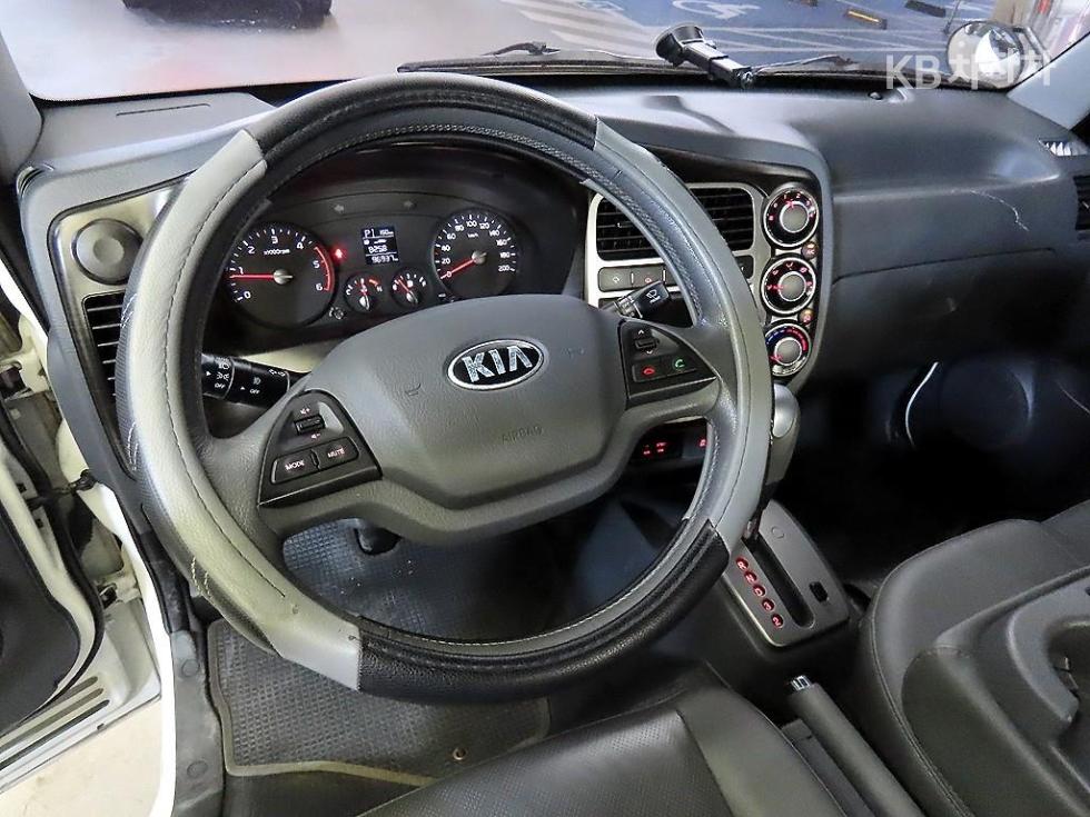 2017 - kia bongo iii