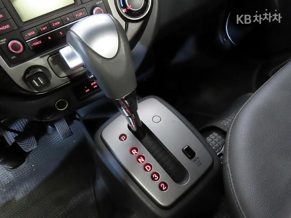 2017 - kia bongo iii