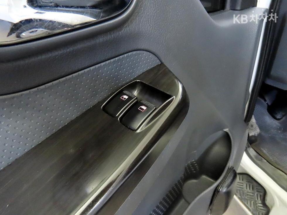 2017 - kia bongo iii