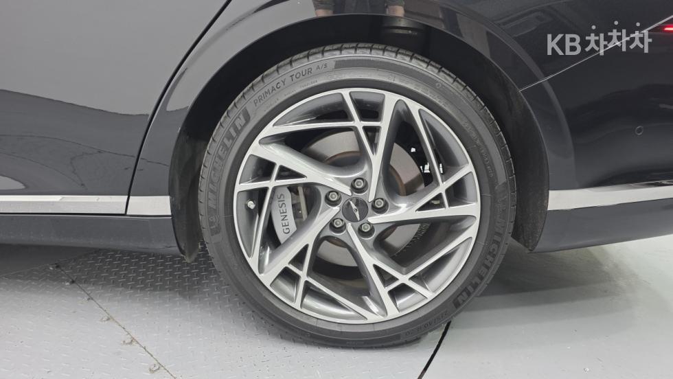 2022 Genesis G90(RS4) photo