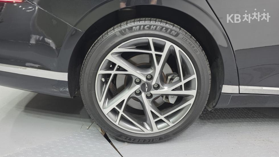 2022 Genesis G90(RS4) photo