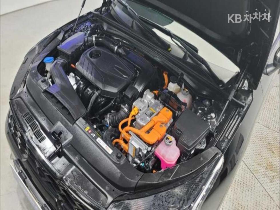 2022 - kia k5