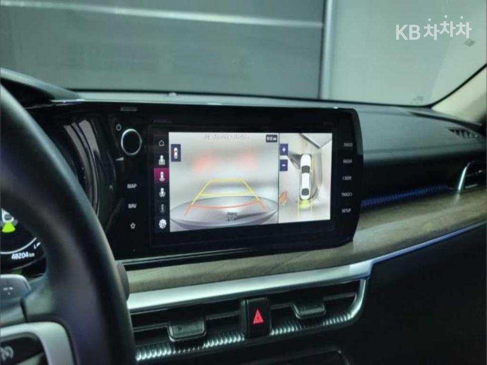 2022 - kia k5
