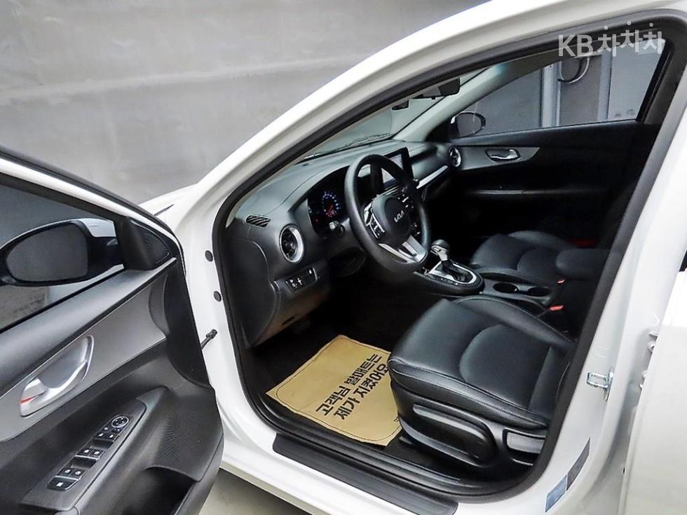 2022 - kia k3