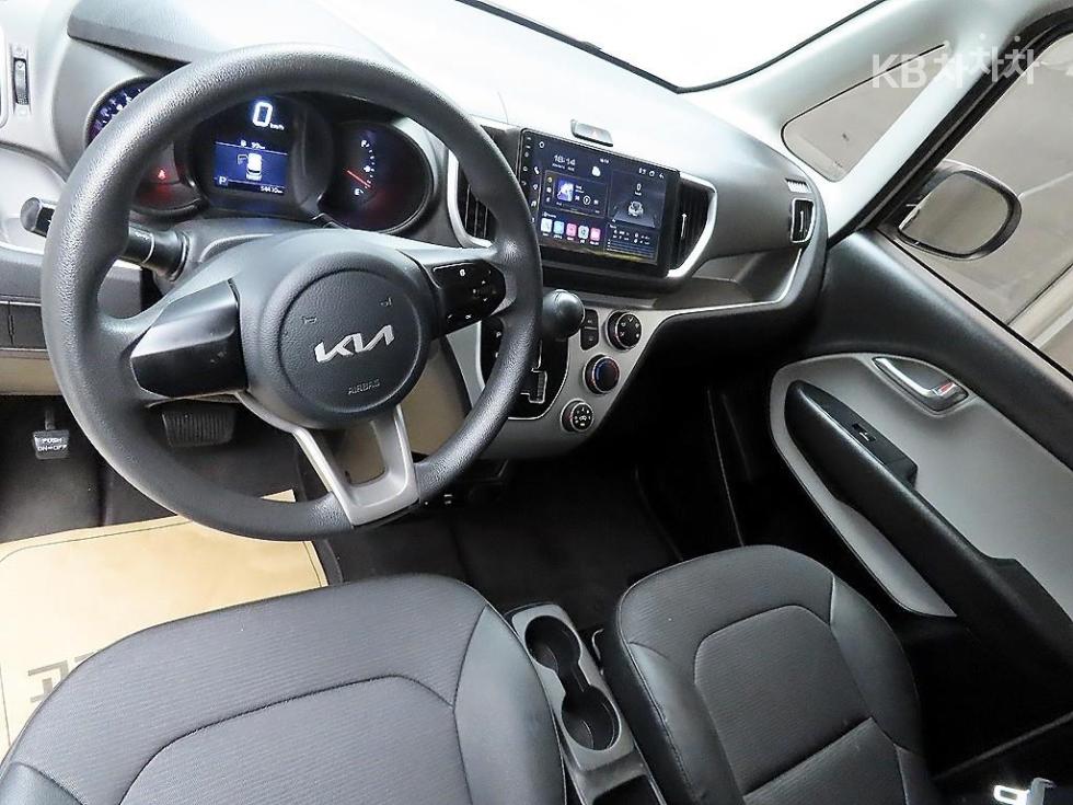 2022 - kia ray