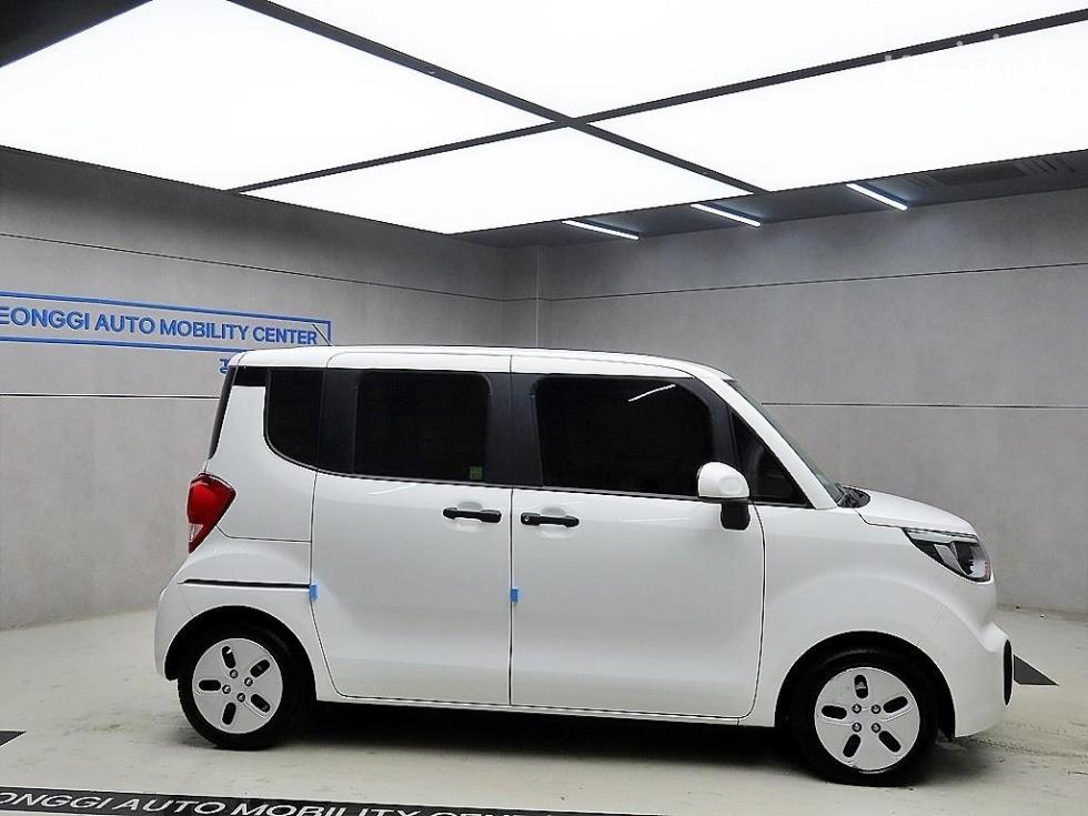 2022 - kia ray