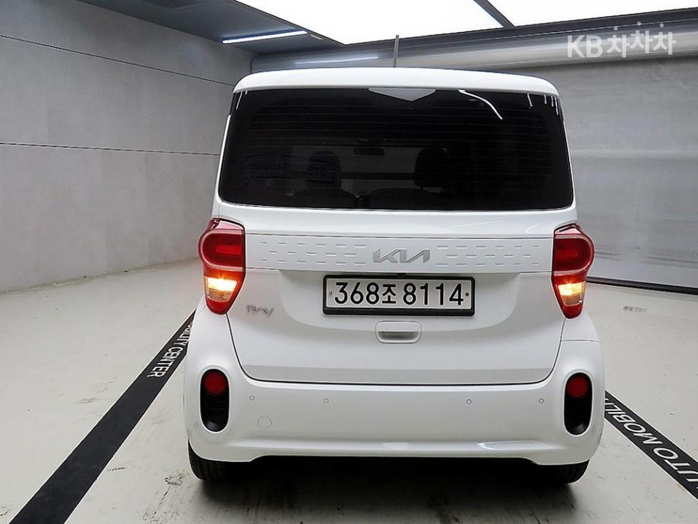 2022 - kia ray