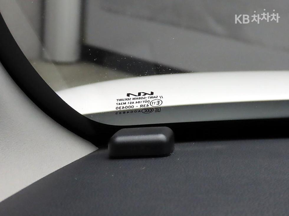 2022 - kia ray
