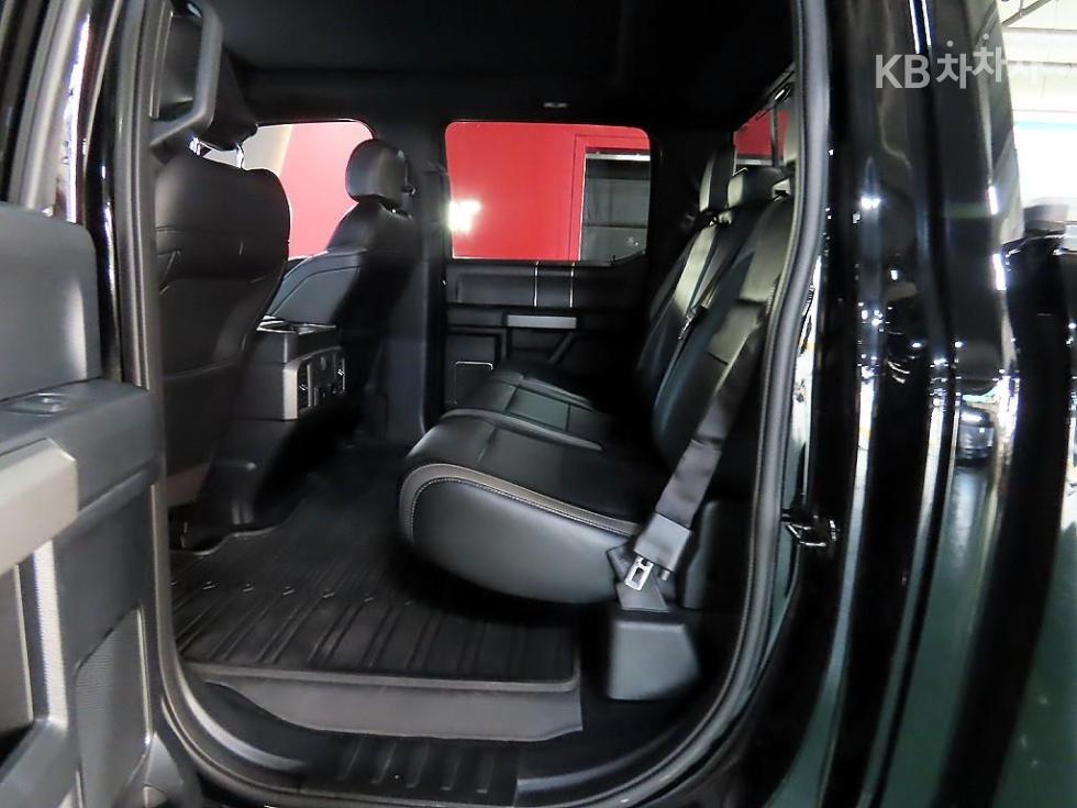 2018 Ford F150 photo