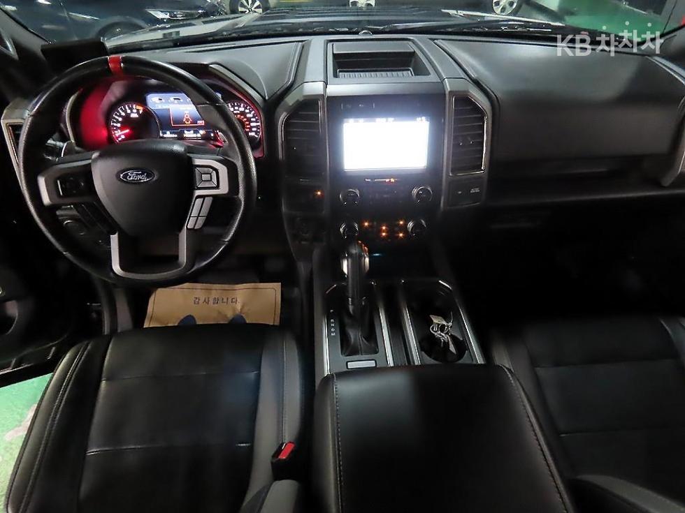 2018 Ford F150 photo