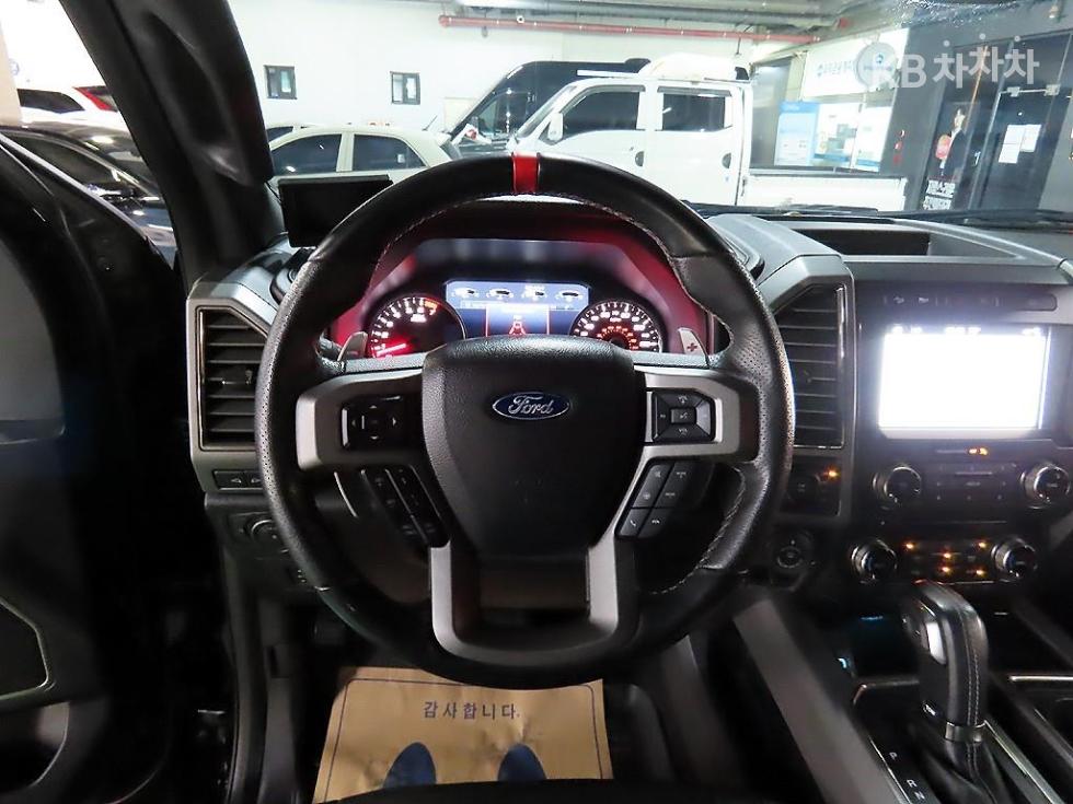2018 Ford F150 photo