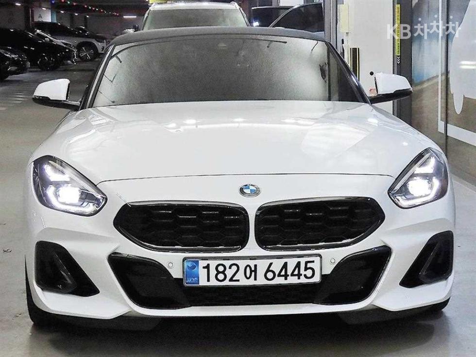 2023 BMW BMW Z4 photo