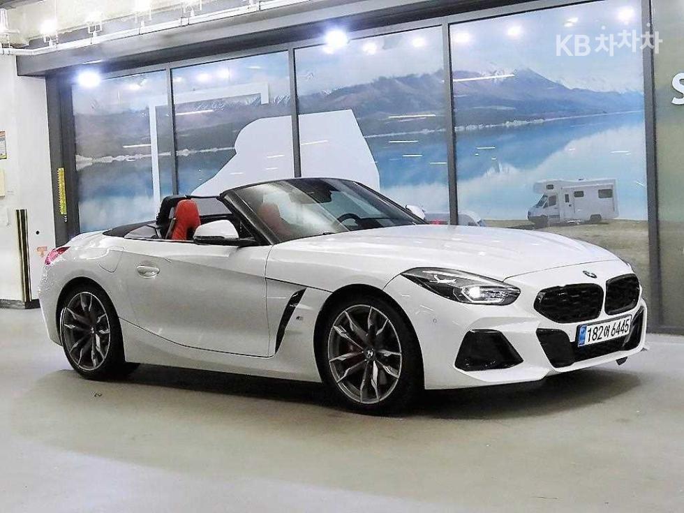 2023 BMW BMW Z4 photo