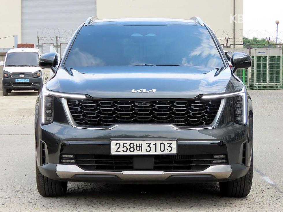 2024 Kia Sorrento 1. SH HEV CHVD signature gravity