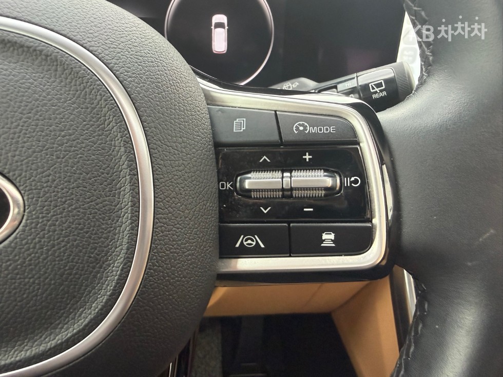 Kia Carnival — miniaturë 12