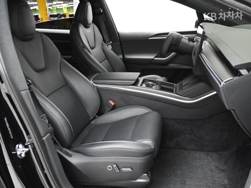 Tesla Model X — miniaturë 10