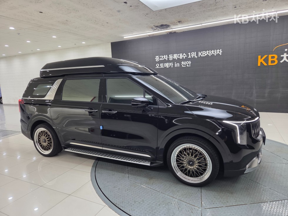 Kia Carnival — miniaturë 2