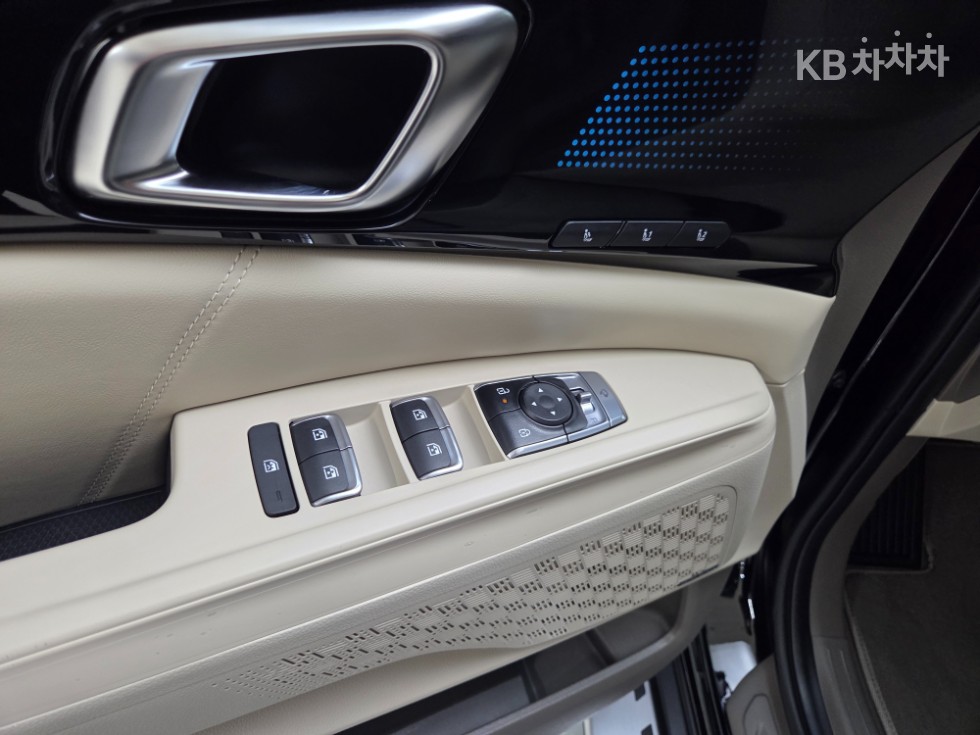 Kia Carnival — miniaturë 14