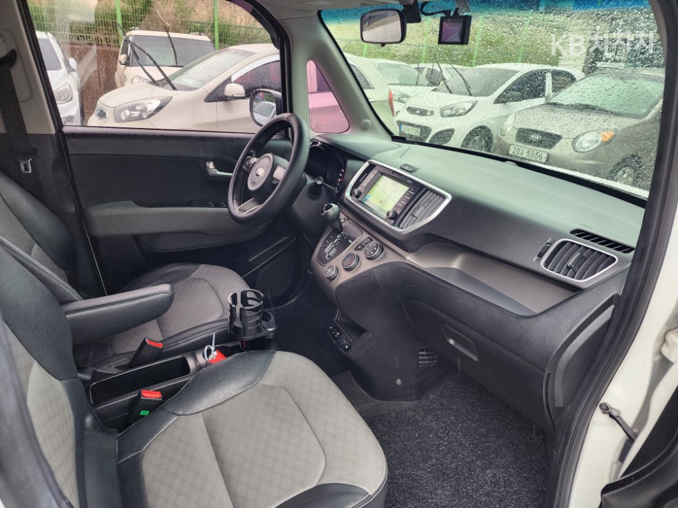 2019 - kia ray