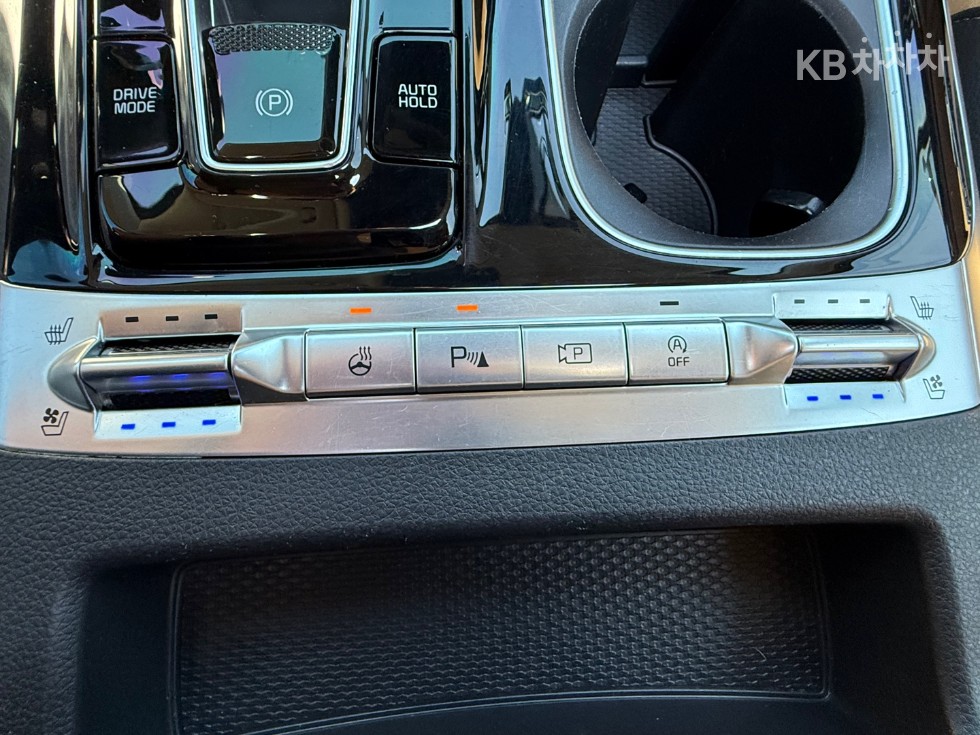Kia Carnival — miniaturë 19