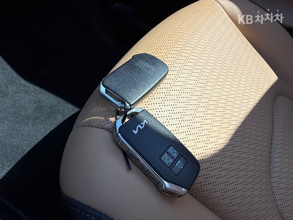 Kia Carnival — miniaturë 22