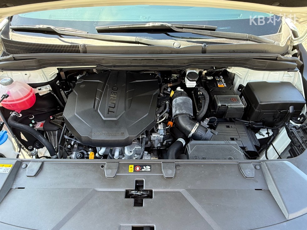 Kia Carnival — miniaturë 25