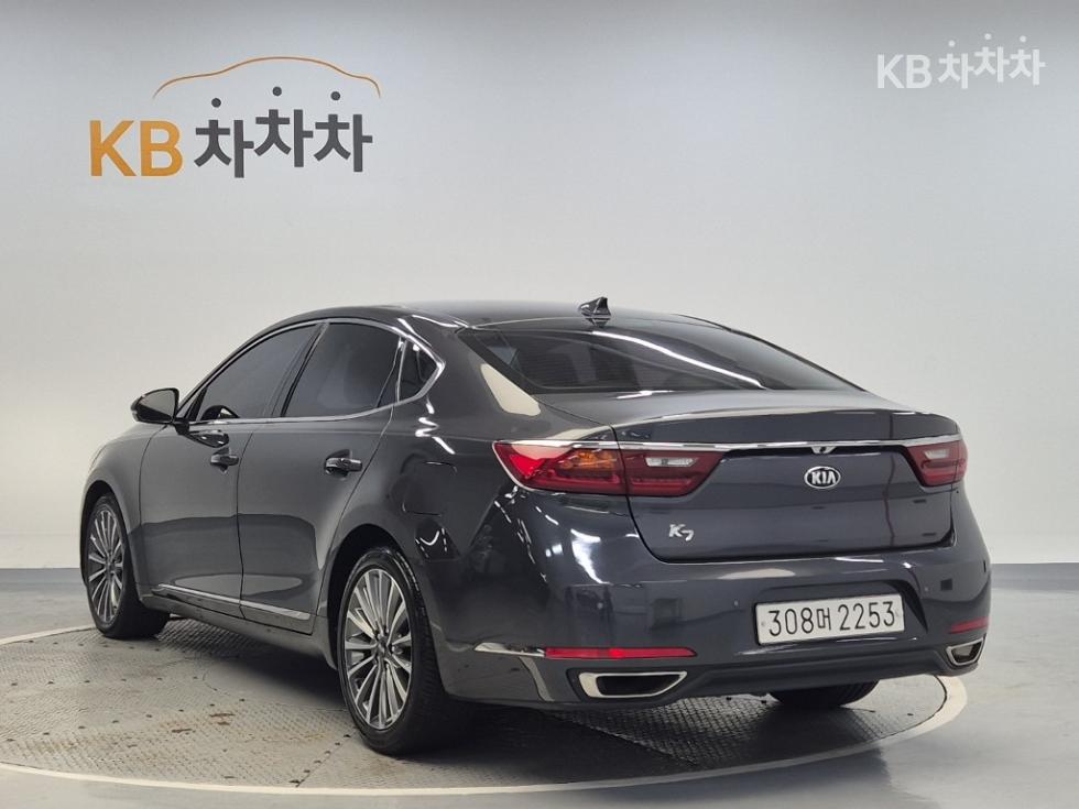 2019 - kia k7