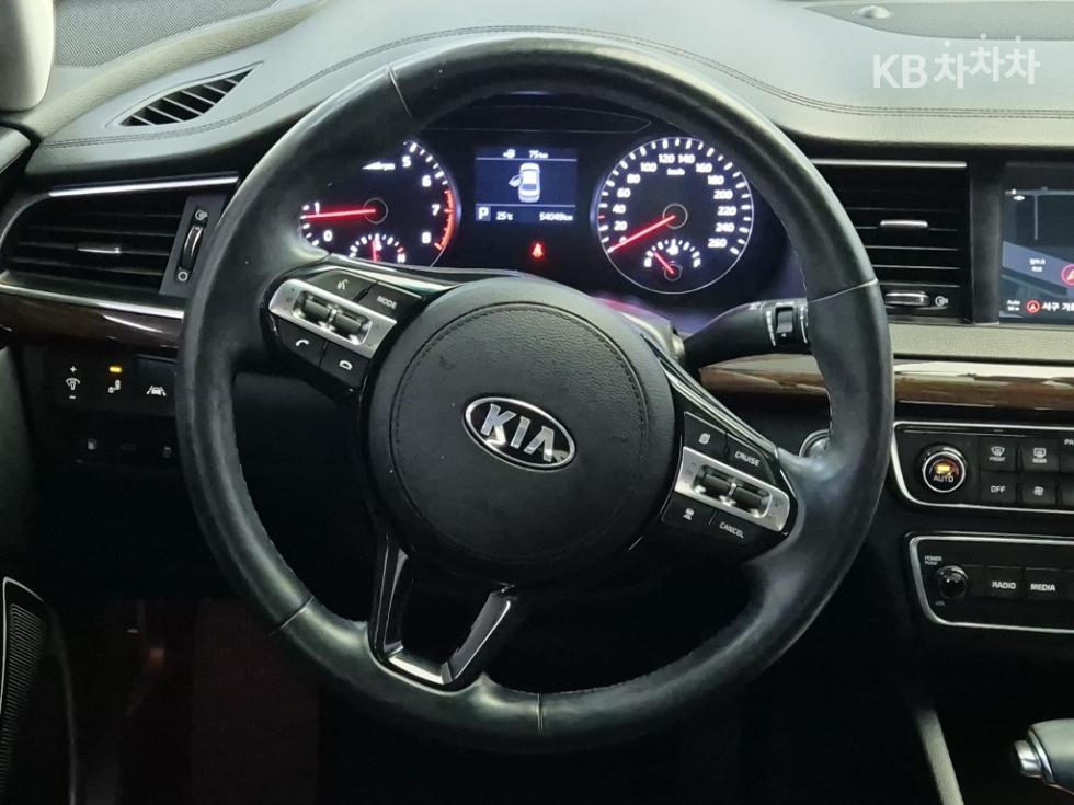 2019 - kia k7