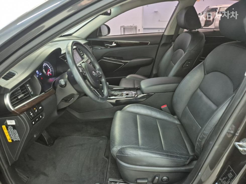 2019 - kia k7
