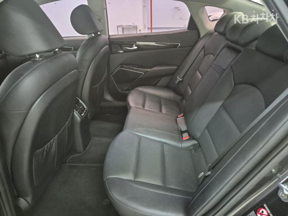 2019 - kia k7