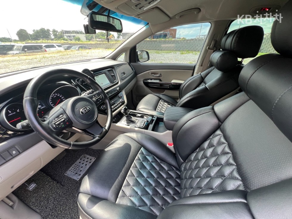 2015 - kia carnival