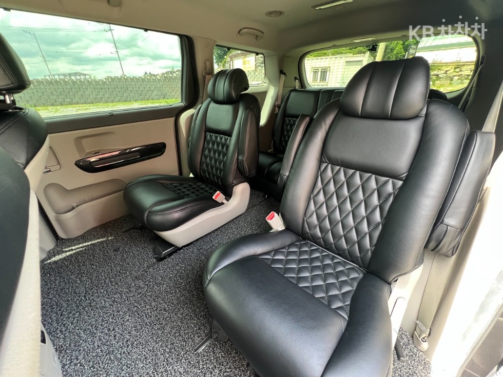 2015 - kia carnival