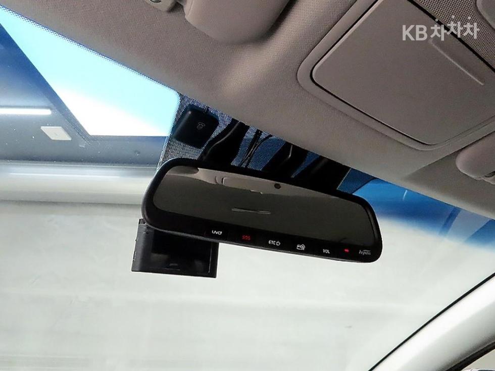 2022 - kia k3