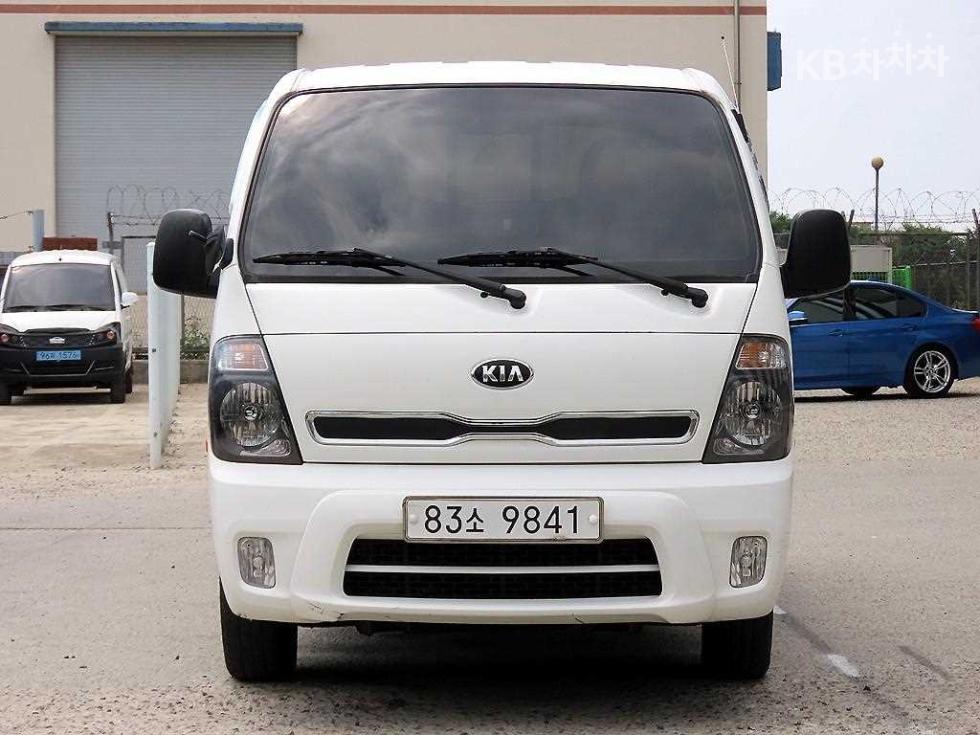 2015 - kia bongo iii