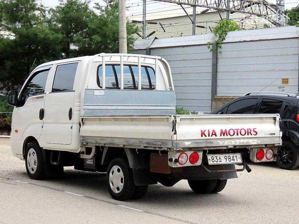 2015 - kia bongo iii
