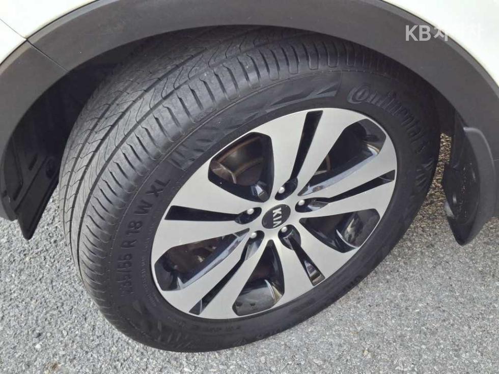 2013 - kia sportage