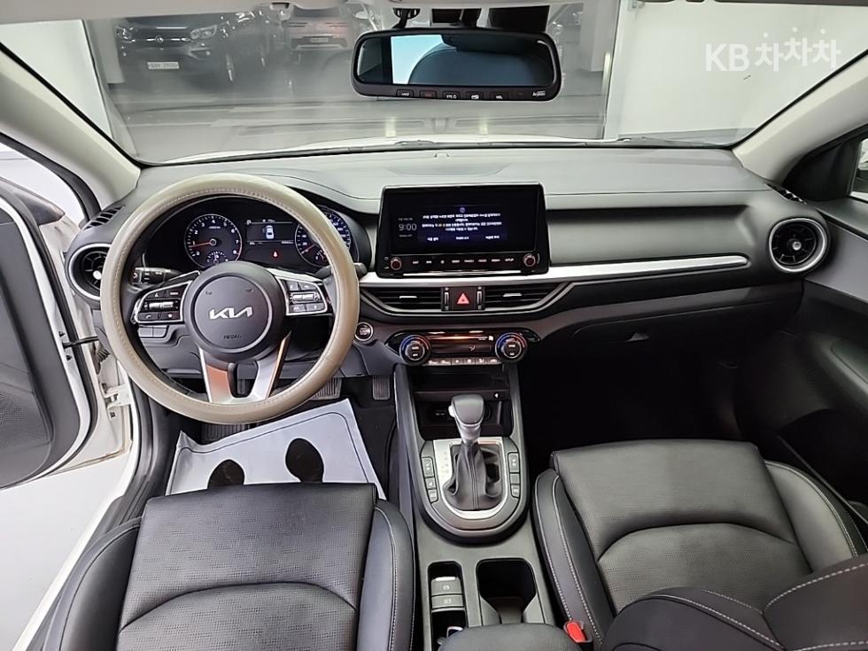 2022 - kia k3