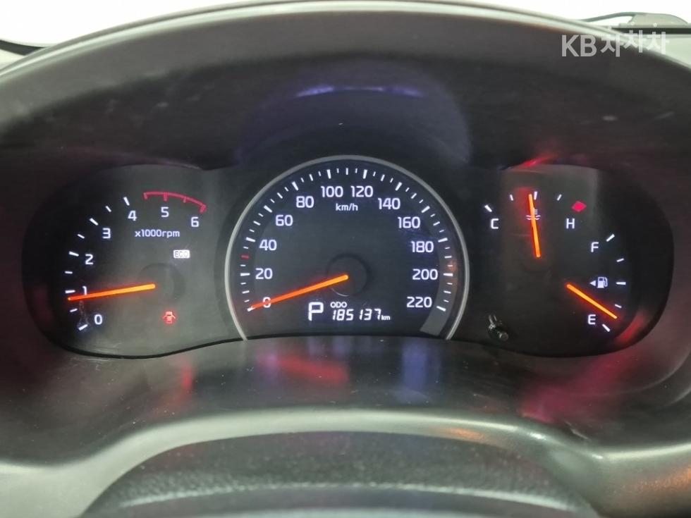 2013 - kia carnival