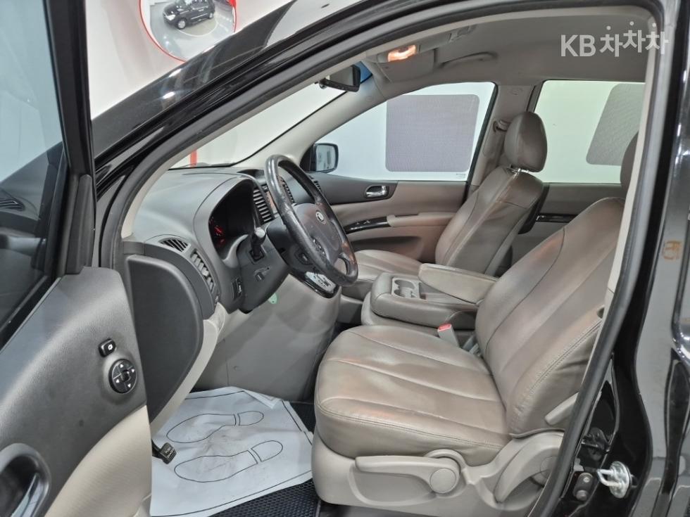 2013 - kia carnival