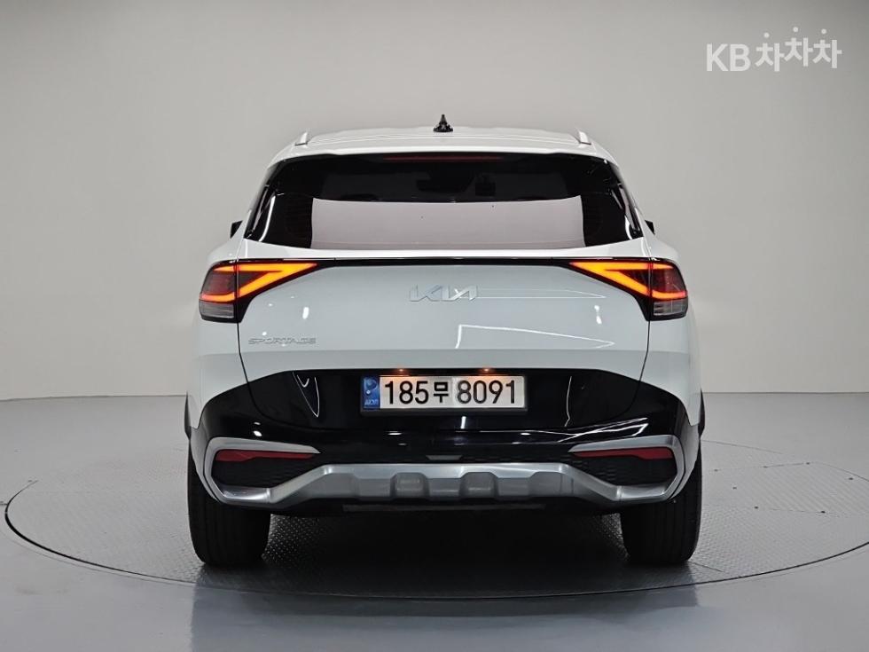 2022 - kia sportage