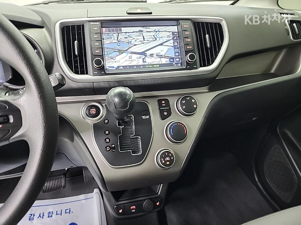 2022 - kia ray