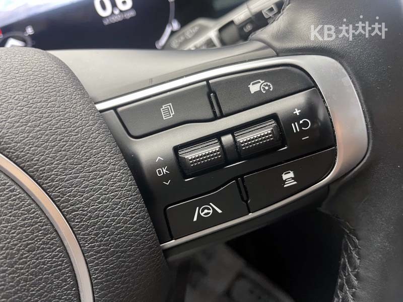 2022 - kia sportage