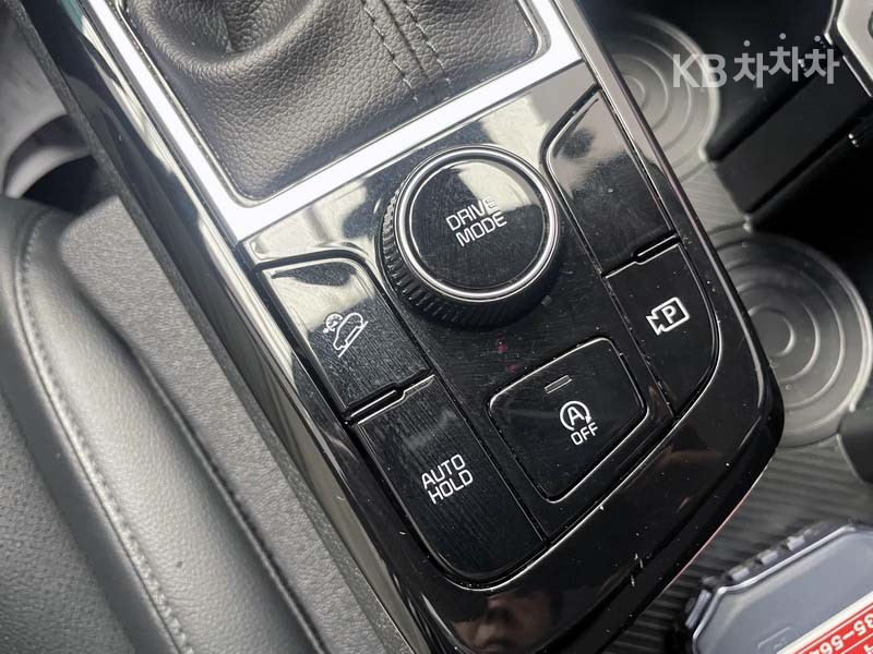 2022 - kia sportage