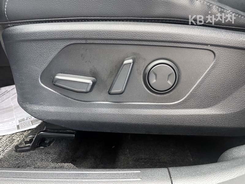2022 - kia sportage