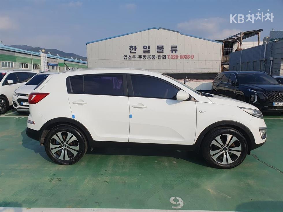 2012 - kia sportage