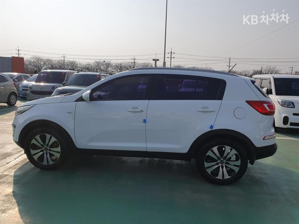 2012 - kia sportage