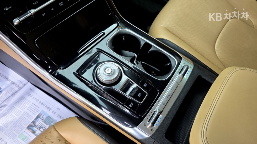 2022 - kia carnival