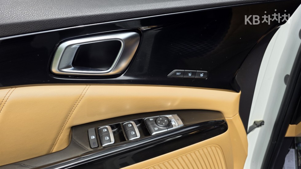 2022 - kia carnival
